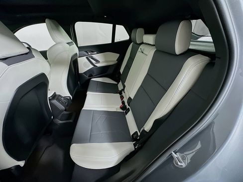 Used 2026 BMW X2 xDrive28i w/ Technology Package image 17