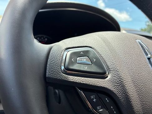 Used 2019 Lincoln MKC Reserve w/ MKC Technology Package FWD image 27