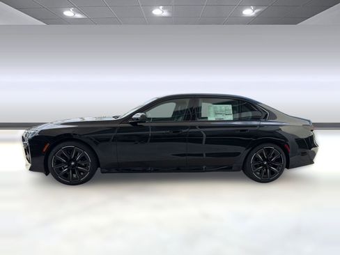 New 2026 BMW 740i xDrive w/ Executive Package AWD/4WD image 2