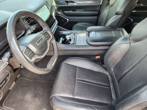 Used 2022 Jeep Wagoneer Series II w/ Premium Group I RWD image 11