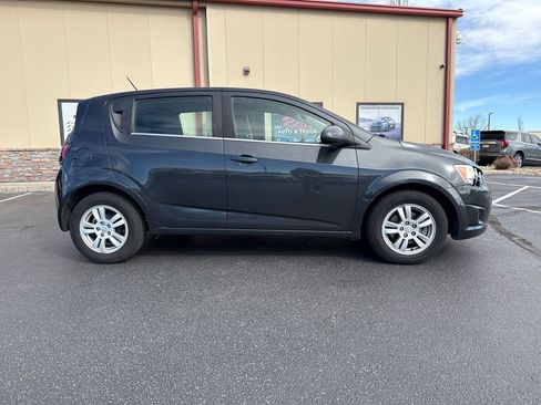 Used 2015 Chevrolet Sonic LT image 3