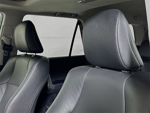 Used 2022 Toyota 4Runner Limited image 21