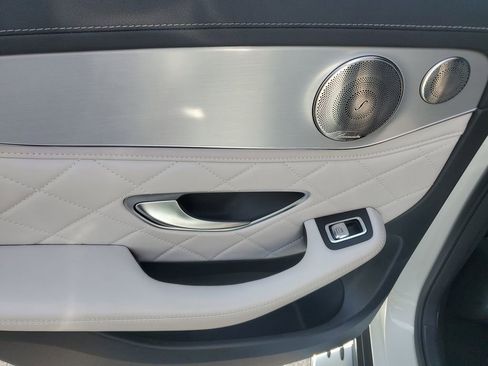 Used 2021 Mercedes-Benz GLC 300 4MATIC Coupe image 16