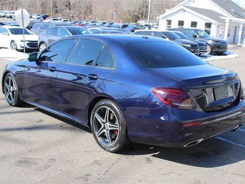 Used 2017 Mercedes-Benz E 300 4MATIC image 6
