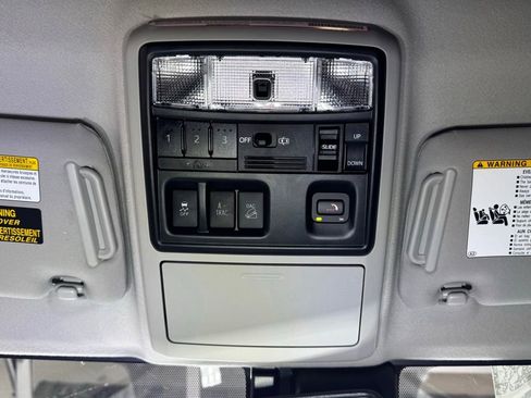 Certified 2024 Toyota 4Runner Limited AWD/4WD image 38