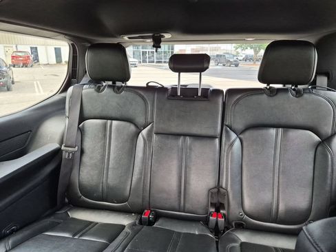 Used 2024 Jeep Wagoneer Series II AWD/4WD image 32