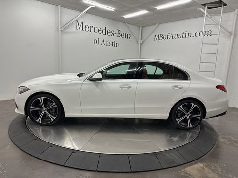 Used 2025 Mercedes-Benz C 300 Sedan image 4