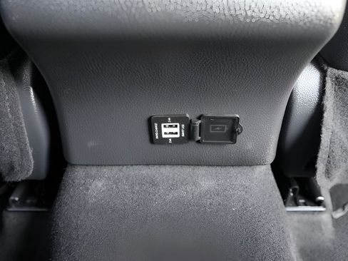 Used 2023 Toyota Camry SE w/ Cold Weather Package FWD image 18