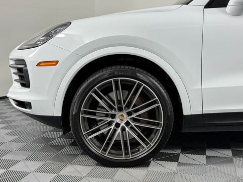 Used 2023 Porsche Cayenne S image 11