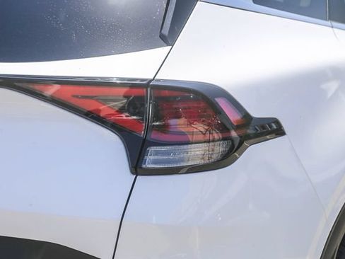 Certified 2024 Kia Sportage EX FWD image 11