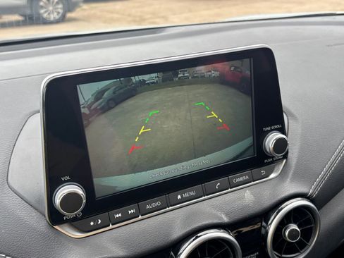 Used 2025 Nissan Sentra SV FWD image 22