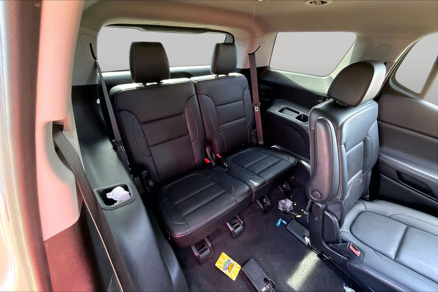 Used 2021 GMC Acadia SLT FWD image 18