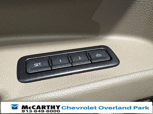 Used 2020 Chevrolet Suburban Premier image 18