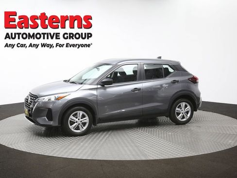 Used 2023 Nissan Kicks S image 58