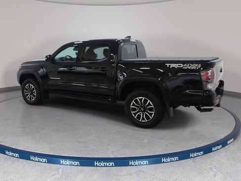 Certified 2023 Toyota Tacoma TRD Sport AWD/4WD image 7