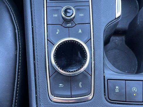 Used 2022 Cadillac XT4 Premium Luxury w/ Driver Assist Package image 8