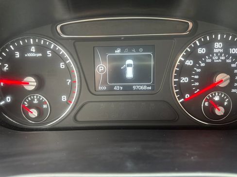 Used 2016 Kia Sorento LX w/ LX Convenience Package image 20