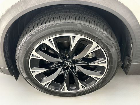Used 2024 MAZDA CX-90 Plug-In Hybrid w/ Premium Plus AWD/4WD image 11