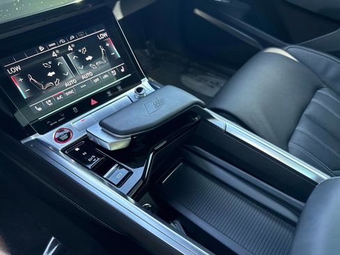 Used 2024 Audi SQ8 e-tron Premium Plus w/ Black Optic Package image 26