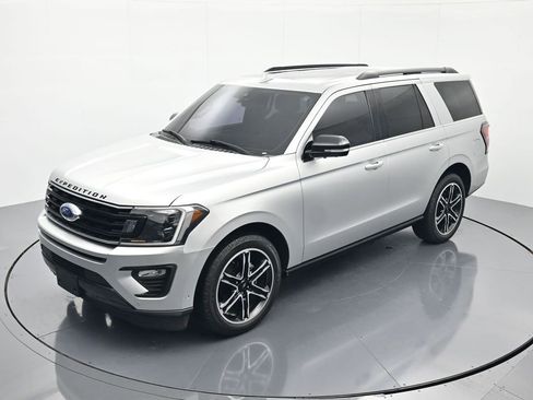 Used 2019 Ford Expedition Limited w/ Equipment Group 303A RWD image 30