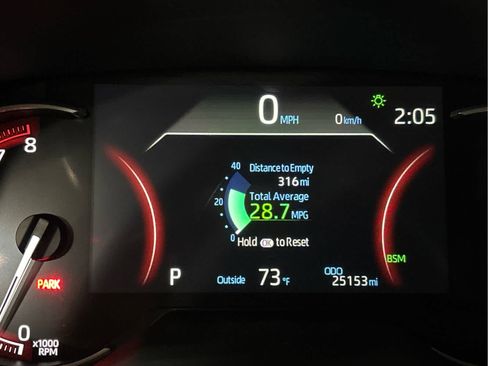 Used 2025 Toyota RAV4 XLE AWD/4WD image 11