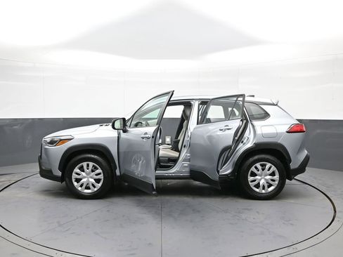 Certified 2024 Toyota Corolla Cross L image 42