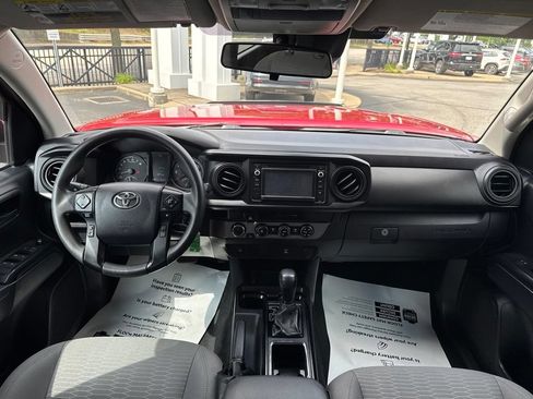 Used 2018 Toyota Tacoma SR w/ SR Convenience Package AWD/4WD image 18