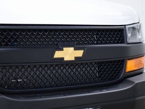 New 2025 Chevrolet Express 3500 w/ Power Convenience Package RWD image 5