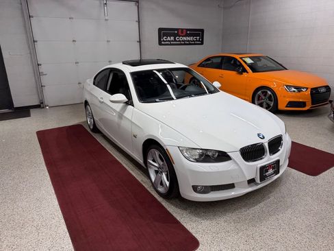 Used 2009 BMW 335i xDrive Coupe AWD/4WD image 8