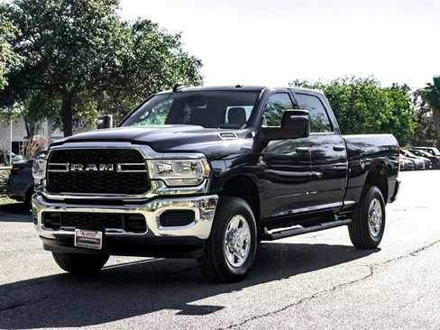 Used 2023 RAM 2500 Tradesman image 9