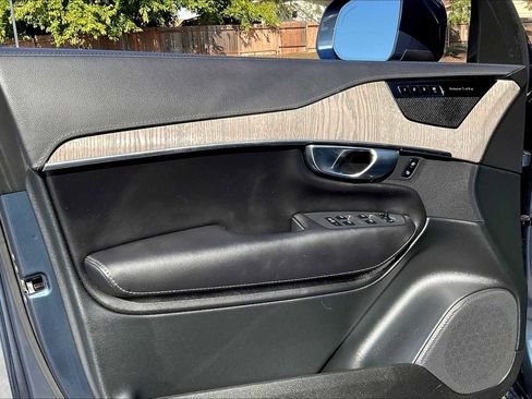 Used 2023 Volvo XC90 B6 Ultimate image 26