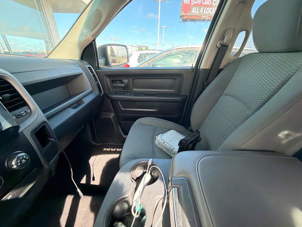 Used 2014 RAM 1500 Express AWD/4WD image 14
