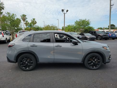 Used 2024 Honda HR-V Sport image 4