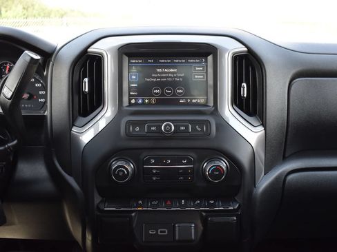 Used 2021 Chevrolet Silverado 1500 Custom RWD image 16