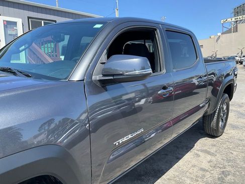 Used 2020 Toyota Tacoma TRD Off-Road w/ Technology Package AWD/4WD image 91