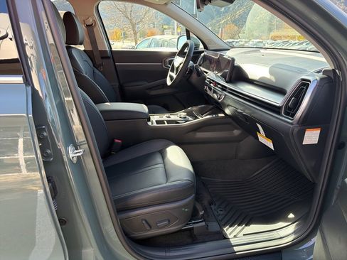 New 2026 Kia Sorento EX image 9