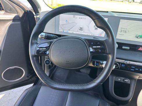 Used 2024 Hyundai Ioniq 5 Limited image 19