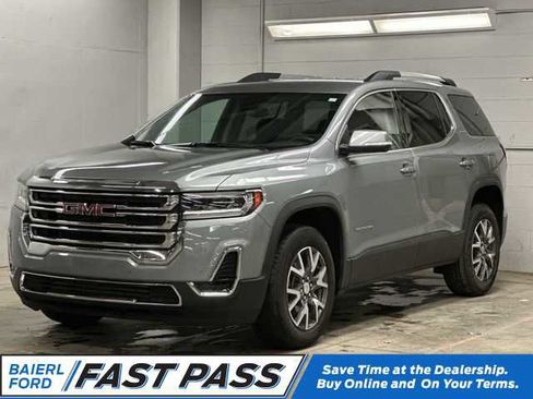 Used 2023 GMC Acadia SLE w/ Driver Convenience Package FWD image 1