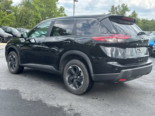 Used 2025 Nissan Rogue SV FWD image 5