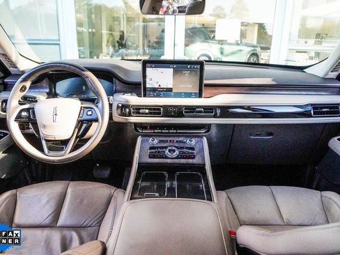 Used 2023 Lincoln Aviator Reserve w/ Equipment Group 201A RWD image 14