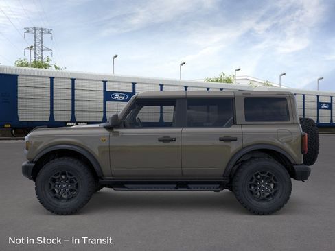New 2026 Ford Bronco Badlands AWD/4WD image 3