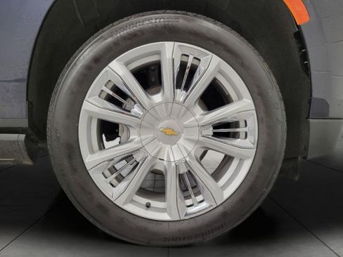 Used 2024 Chevrolet Tahoe High Country image 4