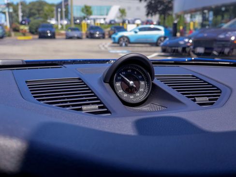 Certified 2025 Porsche 911 Carrera T RWD image 12