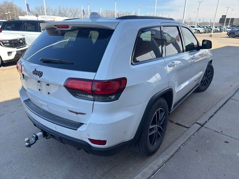 Used 2017 Jeep Grand Cherokee Trailhawk w/ Trailhawk Luxury Group image 5