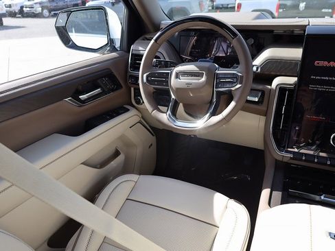 New 2026 GMC Yukon XL Denali w/ Advanced Technology Package AWD/4WD image 21