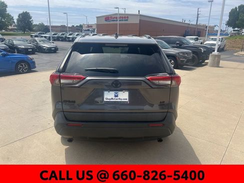 Used 2020 Toyota RAV4 LE w/ All Weather Liner Package AWD/4WD image 8