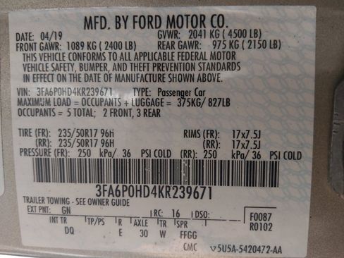 Used 2019 Ford Fusion SE FWD image 33