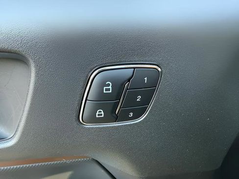 Certified 2025 Ford Bronco Sport Outer Banks w/ Outer Banks Tech Package+ AWD/4WD image 23