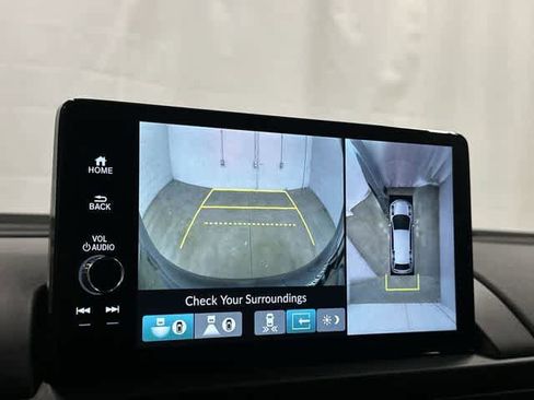 Used 2025 Honda Pilot TrailSport image 23