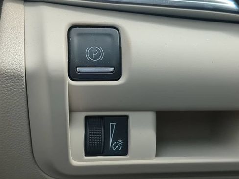 Used 2023 Cadillac CT4 Luxury w/ Sun And Sound Package RWD image 26